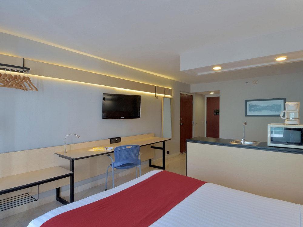 City Express By Marriott Cancun Ngoại thất bức ảnh