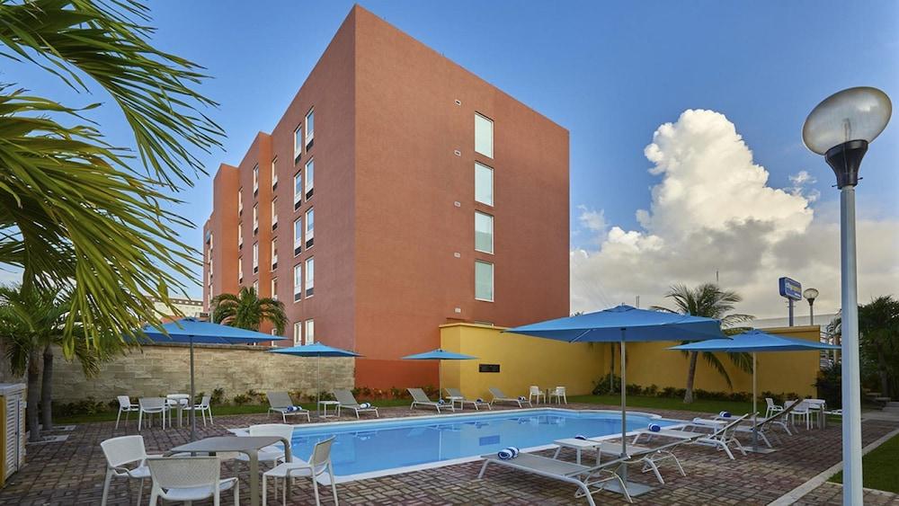 City Express By Marriott Cancun Ngoại thất bức ảnh