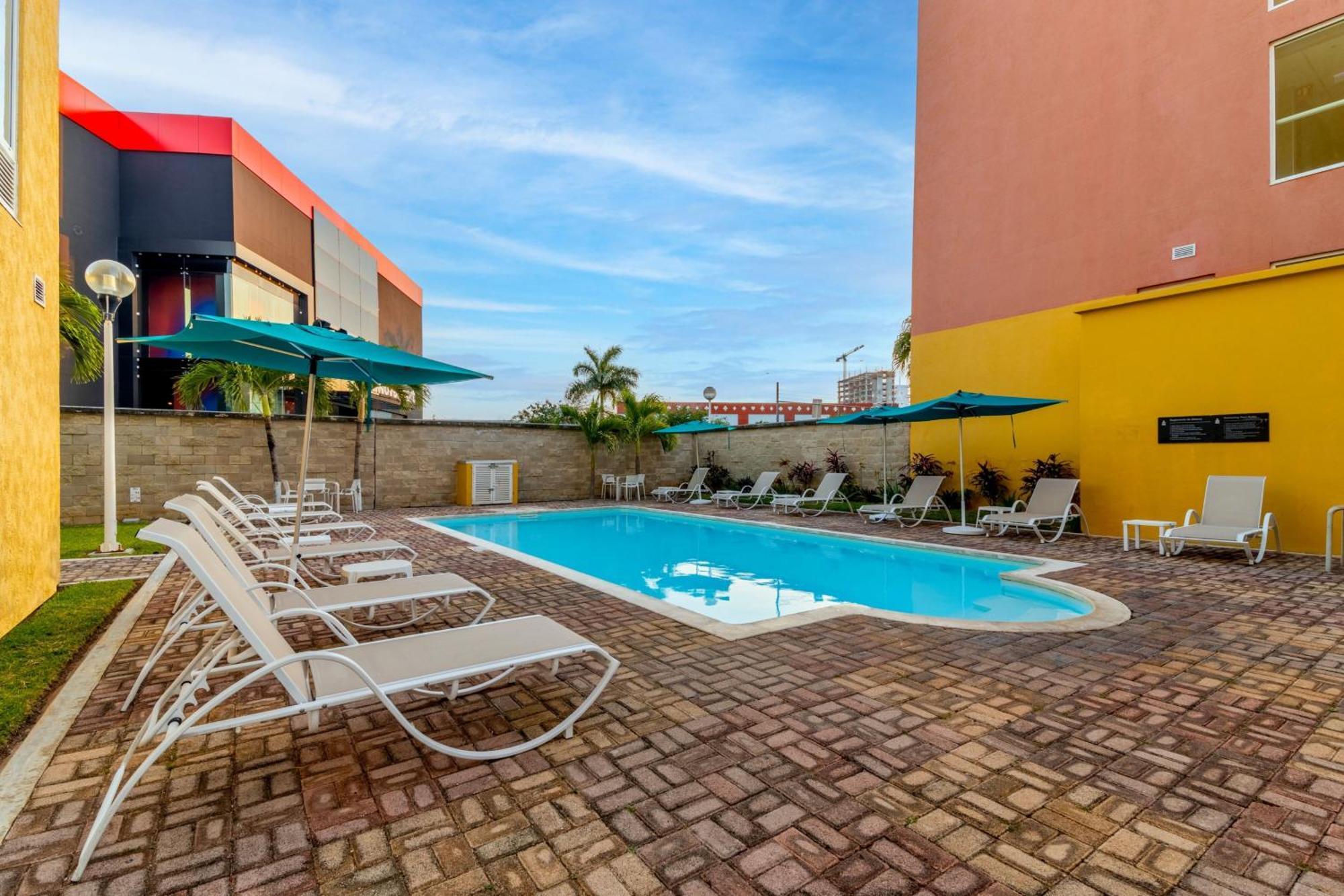 City Express By Marriott Cancun Ngoại thất bức ảnh