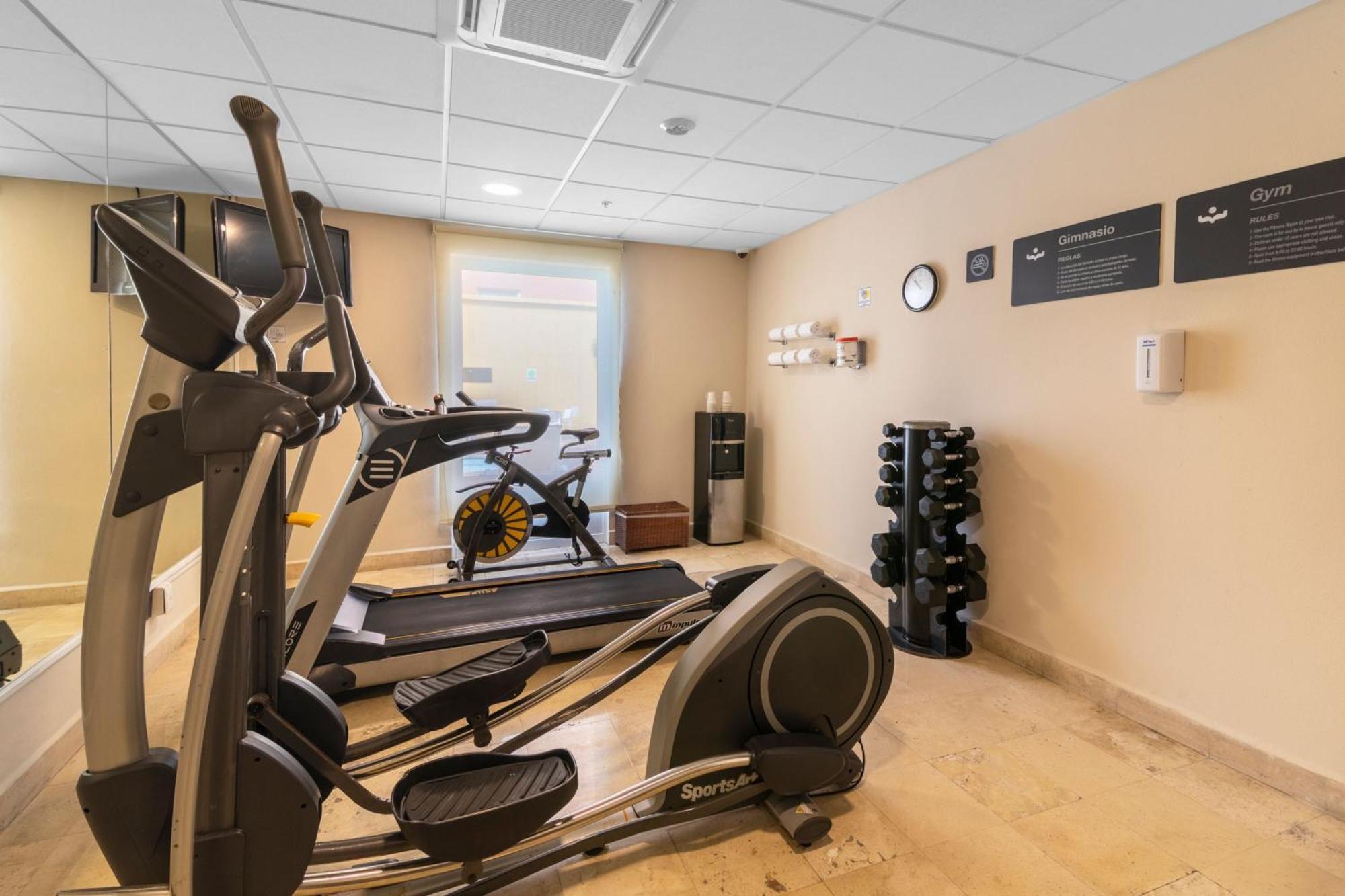 City Express By Marriott Cancun Ngoại thất bức ảnh