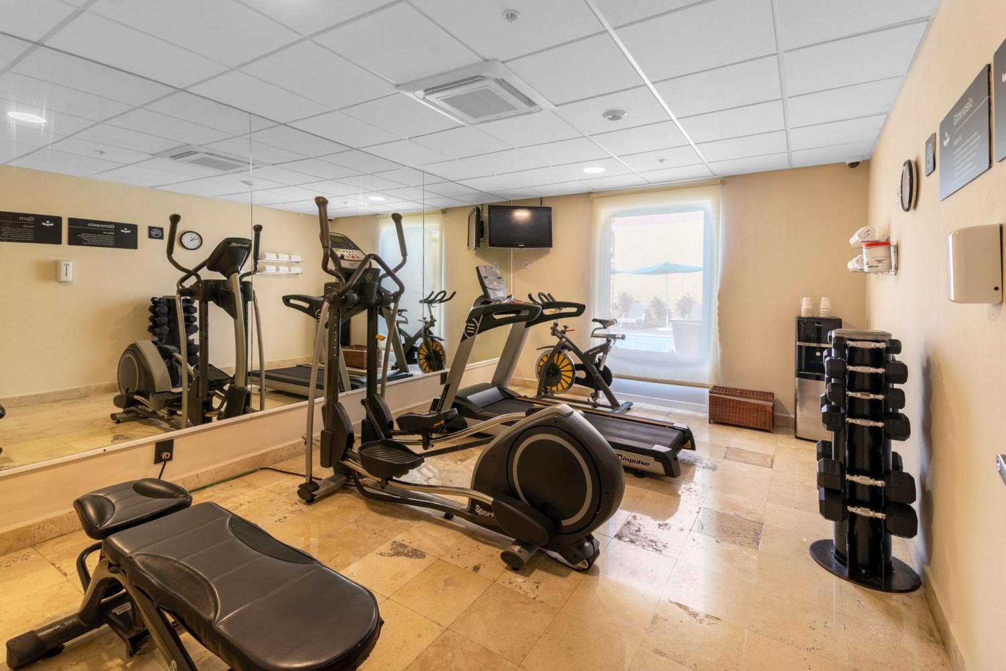 City Express By Marriott Cancun Ngoại thất bức ảnh