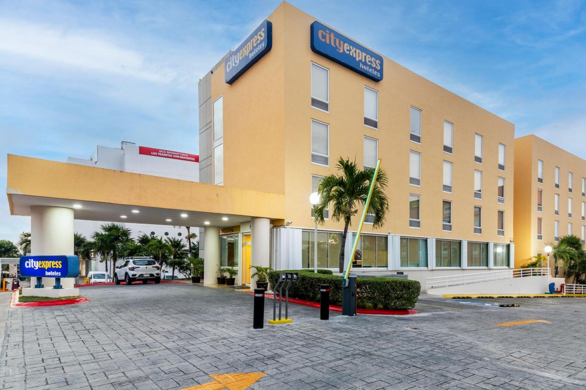 City Express By Marriott Cancun Ngoại thất bức ảnh